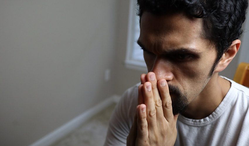 איך מתמודדים עם חרדה ולחץ